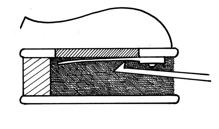 R. Sleigh Draw Scraper for Brass Reed Tuning